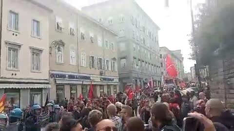 Stefano puzzer aggredito dalla polizia