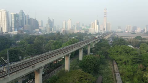 sky train subway