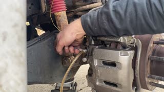 Bleeding the Brakes on a 07 Ford F-250