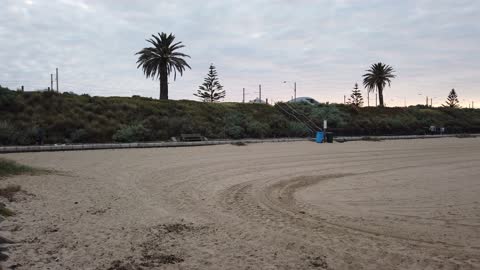 Hampton Beach walk | Melbourne | Australia