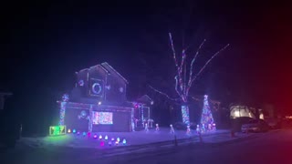 Awesome Musical Christmas Light Display