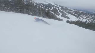 Skier Shows off The Deepest Carves on A Single Ski