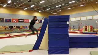 Parkour gym black shirt flip fail