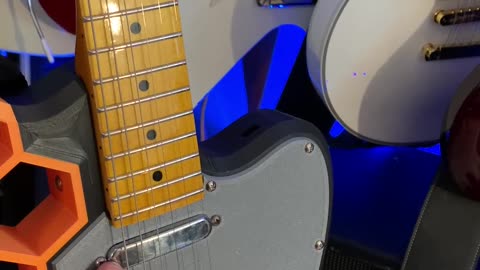 Pick 1: Two 3D printed guitars that ROCK!