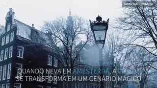 A mágica atmosfera da neve em Amesterdã