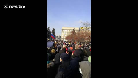 Thousands rally in Russian city of Novosibirsk to call for release of Alexei Navalny