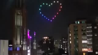 El show de drones que alegró la noche del martes en Bucaramanga