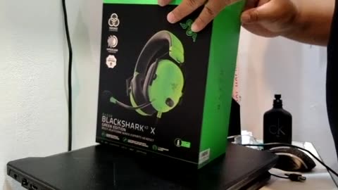 Razer headphone unboxing