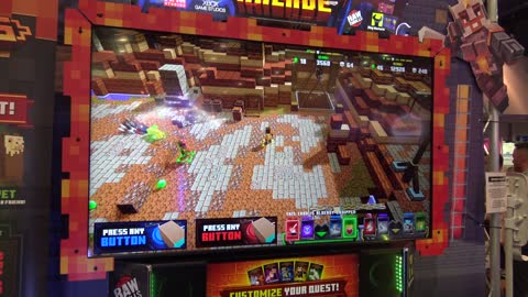 Minecraft Dungeons Arcade (Play Mechanix/Raw Thrills) - Amusement Expo 2021