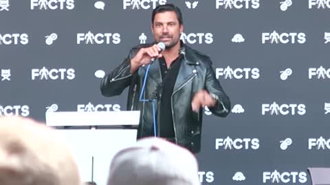 Manu Bennett Q&A