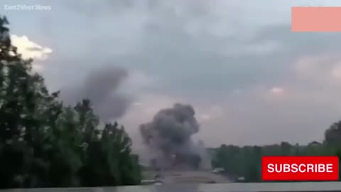 Shocking video from Ukraine: Frightened children hide when a Russian missile crashes into a park
