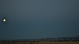 2020-12-29 Moonrise @ Adelaide Airport 02 [4K]