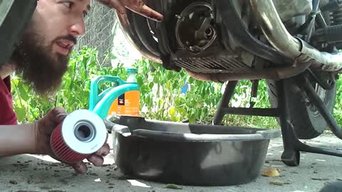 How to change the oil on a 1980 Suzuki GS450L