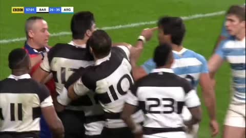 Barbarian player De Allende get his hand Squashed & GETS VERY UPSET
