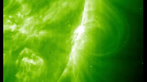 AMAZING FOOTAGE: Solar Flares and Aurora Borealis | NASA Footage