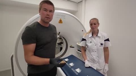 Sorte de tweekoppige schildpad bij AniCura Stroowaert bij de CT-scan