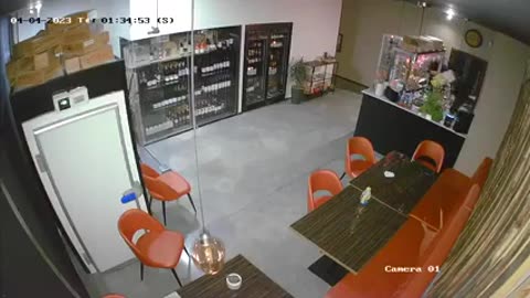 Assalto a restaurante em Braga filmado pelas câmaras de videovigilância