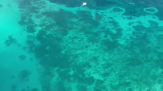 Cairns from the sky - great reef