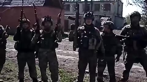 Soldiers of the 27th Division raised the flag over the administration building. 2