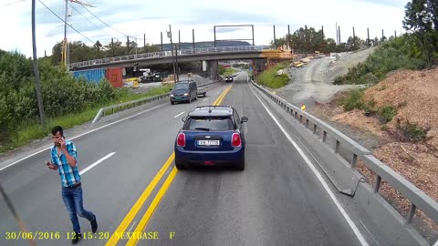 Reckless Mini Cooper Gets Served