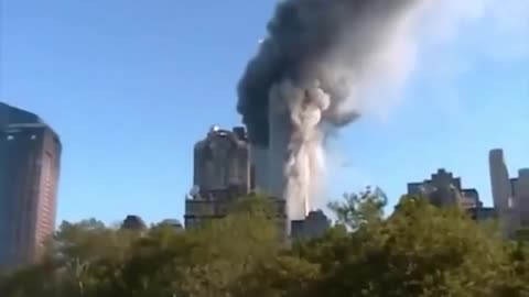 VIDEO INEDITO DELL' IMPATTO DEL SECONDO AEREO SULLE TORRI GEMELLE 9-11