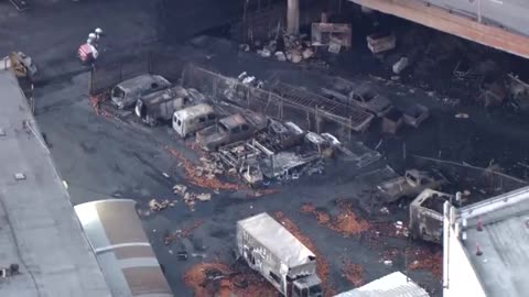 URBAN RENEWAL - HOMELESS ENCAMPMENT UNDER I-10 IN LOS ANGELES BURNS AND TAKES OUT THE HIGHWAY