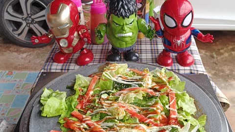 💥 | Unleash Superhero Flavors: Subscribe for Hulk, Iron Man & Spiderman-Inspired Black Crêpes!
