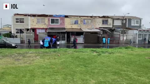 Watch: Gale force winds hit Hanover Park in Cape Town