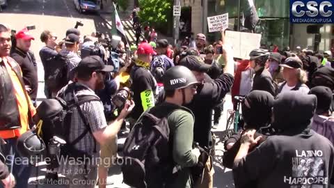 Seattle PD Separates Triggered #MarchAgainstSharia Protesters With Silly String And Glitter