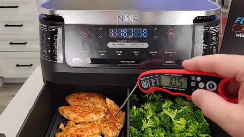 NEW! Ninja Foodi FlexBasket 7 Qt MegaZone Air Fryer DZ071 Review Love It!