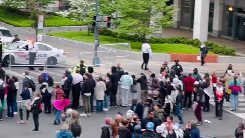 FJB Chant Outside Correspondents Dinner