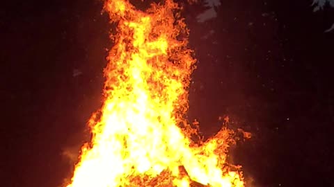 HUGE FIRE IN SLO MO