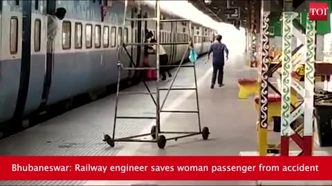 Dramatic! Railway engineer saves woman passenger from accident in Bhubaneswar