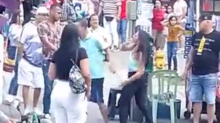 En video quedó escalofriante pelea a machete en Medellín