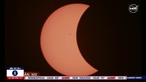 Solar Eclipse Totality Begins