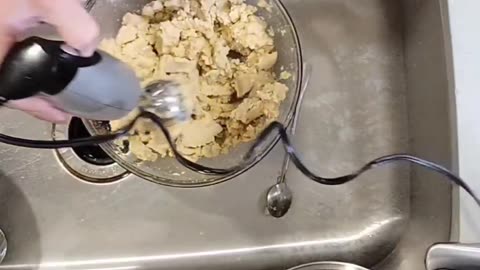 Making Hummus (Short edited version)