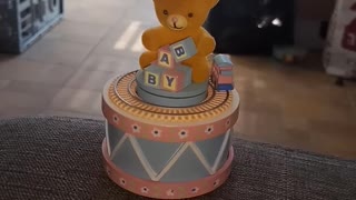 My music box bear-shaped