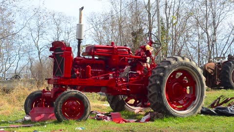How Not to Paint a Tractor (but why I did it anyhow) Farmall 560