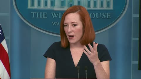 Peter Doocy asks Psaki about cellphones for illegal migrants