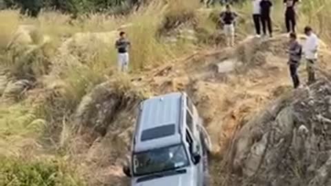 The car nearly fall in down