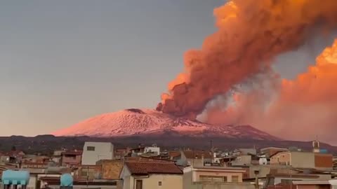 World's Most Active Volcano Mount Etna Erupts In Italy, Sending Smoke and Ash Into The Sky