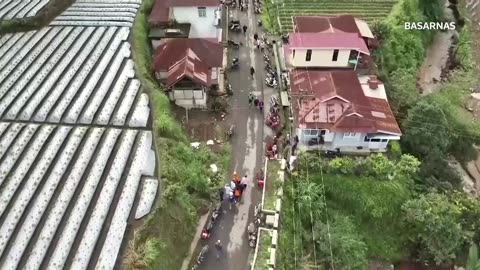 Floods kill dozens in Indonesia's West Sumatra