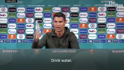 Cristiano Ronaldo free put away 2 coca colas