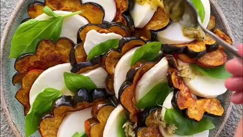 37_fall caprese salad with roasted acorn squash