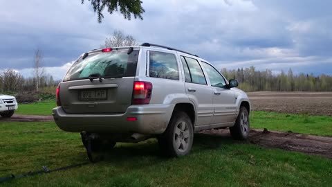 Jeep Grand Cherokee 2.7 120kW - Pulling/Testing 4WD