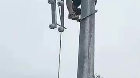new trik climb on pole