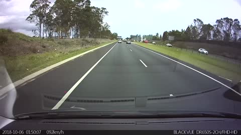 Reckless Driver Cuts off Cars and Causes Accident