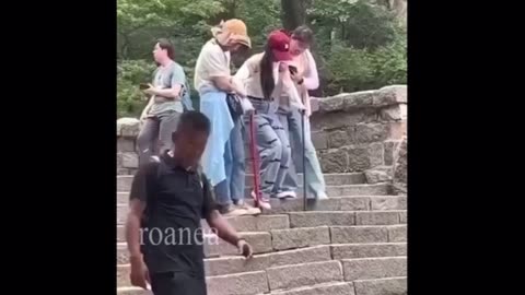 Video From China's Taishan Goes Viral, People Regret Climbing 6,600 Steps