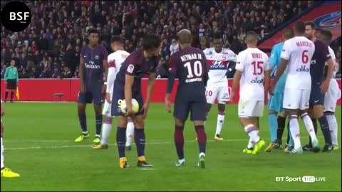 Neymar Jr vs Cavani fight about penalty