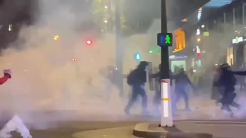 France: riots and protests after Macron wins re election April 24-25, 2022